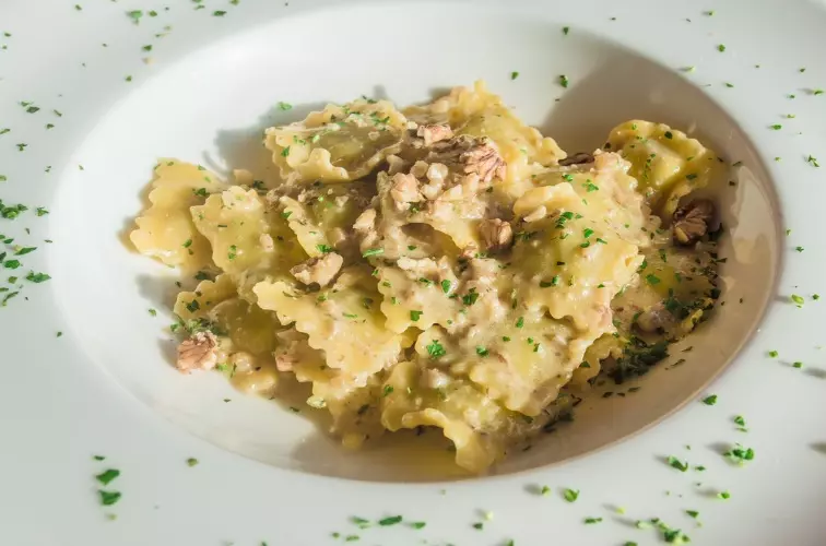 Die besten Ravioli-Füllungen - italienische Rezepte 9 Ravioli ai Noci
