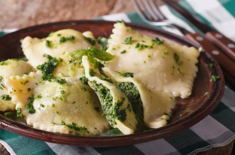 Die besten Ravioli-Füllungen - italienische Rezepte 3 Ravioli di Ricotta e Spinaci
