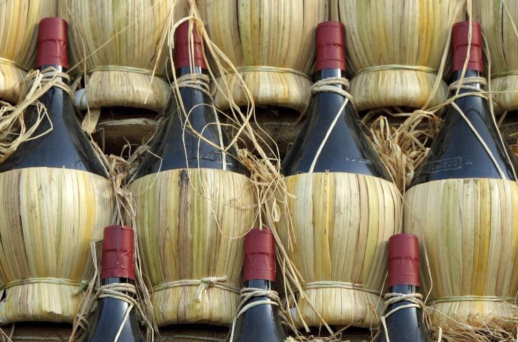 Chianti Fiasco Korbflaschen